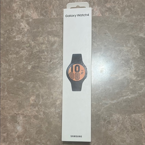 Samsung Black Smartwatch with Advanced Features - Picture 1 of 4